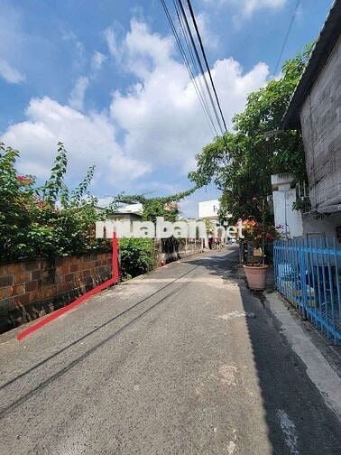 Bán lô đất nở hậu mặt tiền lái thiêu 49