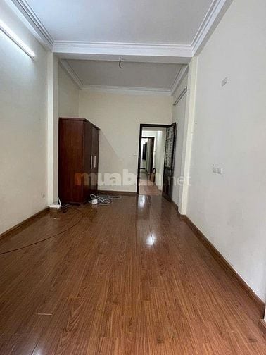 Bán Nhà Mặt Ngõ Thông Ô tô 15 tỷ Lạc Trung 70m² x 3T, Nở Hậu