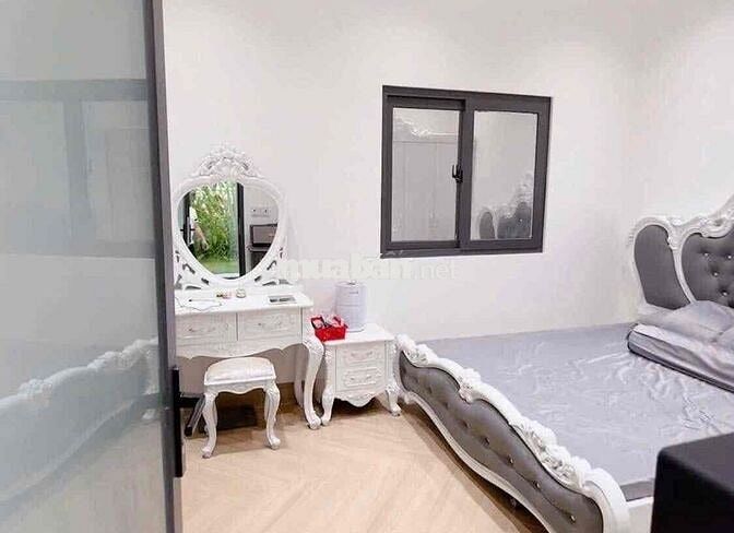 Bán Nhà C4 Hình Chữ L – 3PN, Sân Xe Hơi – Nhà Mới 100% – Gần KDL Bửu L