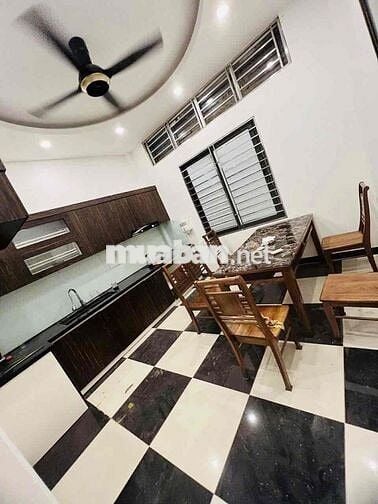 Nhà Nguyên Căn 60m, 4 Tầng Cạnh Royal CiTy - Ngã Tư Sở