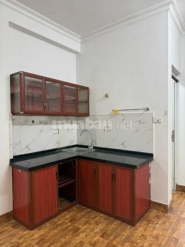 Cho thuê căn hộ 25m2 và 50m2 làng Ngọc Hà