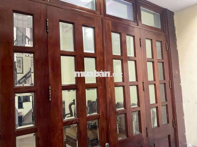 Nhà 4 tầng, 5 phòng ngủ, hẻm xe hơi, cách mặt tiền 20m