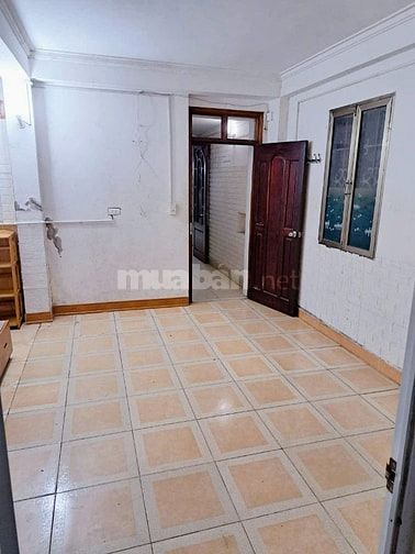 Cho thuê MBKD đường Ngọc Hồi, Hoàng Mai