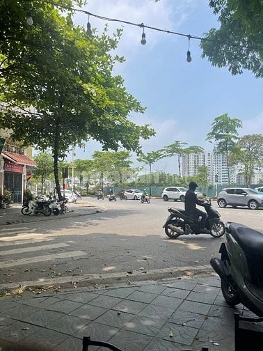 57m2 đất ngõ ô tô mặt tiền rộng sổ đỏ mới  thạch bàn long biên /