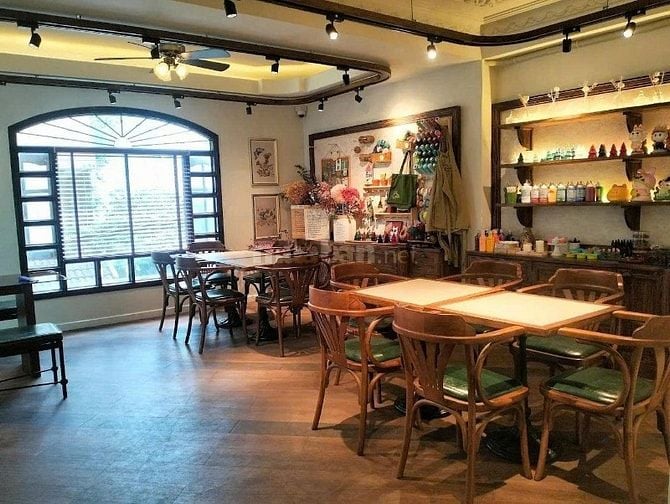 BIỆT THỰ MẶT TIỀN HOA PHƯỢNG, P.2, PHÚ NHUẬN - KINH DOANH TỰ DO