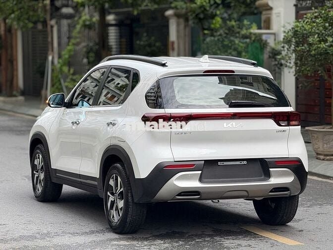 Kia sonet sx 2023 luxury Odo 2v km