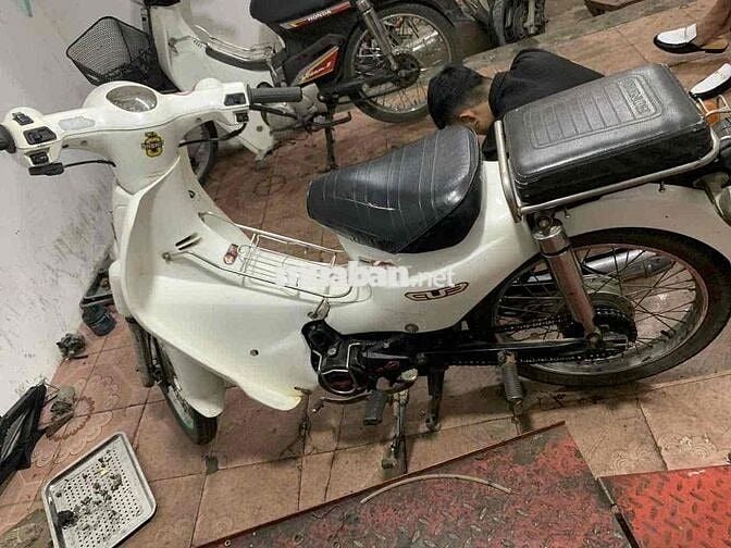 Nhà thừa xe em cần bán em Cup Nhật 50cc