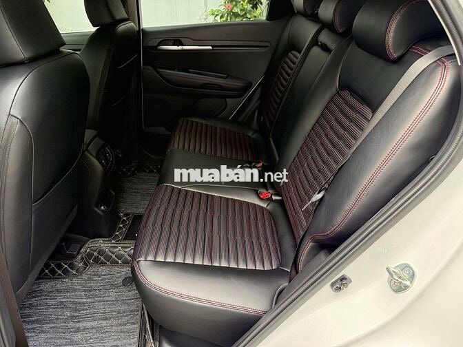 Kia sonet sx 2023 luxury Odo 2v km