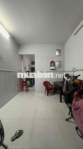 nhà 30 m2 - 1 lầu - shr - hẻm ôtô thông - giá  2.750 tl