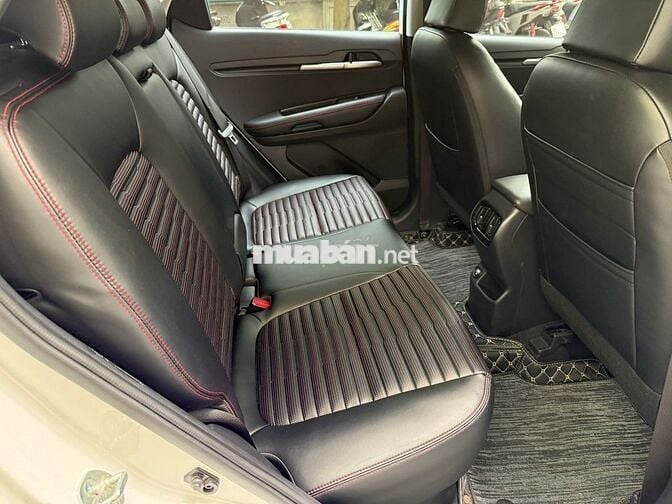 Kia sonet sx 2023 luxury Odo 2v km