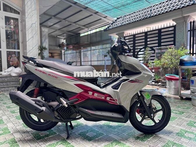 AB 160 ABS 2024 Xám Xi Măng Thể Thao