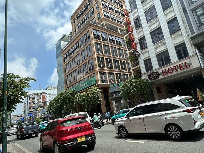 CC gửi bán MTKD Nguyễn Văn Công 84m2 3 lầu KD sầm uất sát TSN 13.8 tỷ