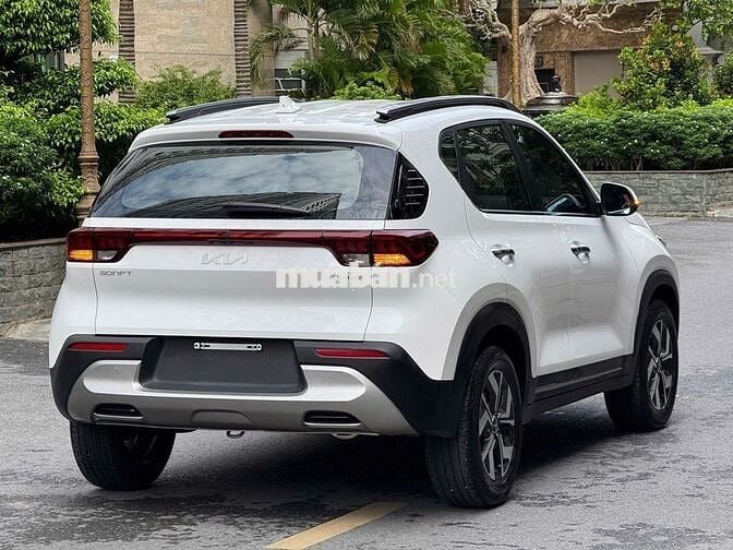 Kia sonet sx 2023 luxury Odo 2v km