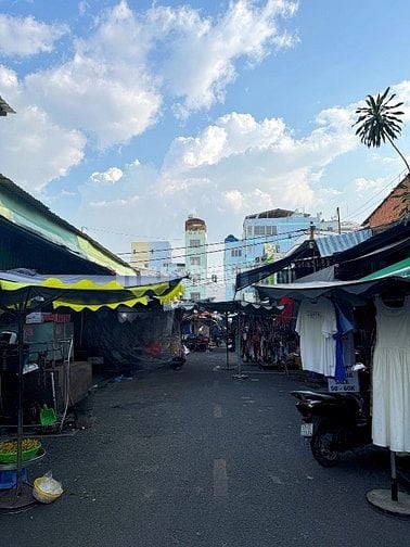 BÁN NHÀ MẶT TIỀN : 4 ĐỖ THỊ TÂM - P. TÂN QUÝ - Q. TÂN PHÚ - TPHCM