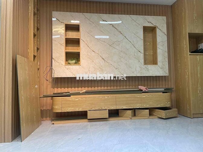 XE HƠI ĐẬU NGÀY ĐÊM- 50m2-2 tầng mới- đi bộ tới aeon tân phú