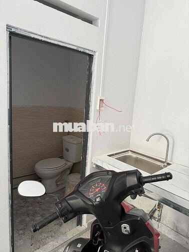nhà thuê MTKD 36/4 chợ Bùi tư toàn an lạc bình Tân DT40m  giá 7tr