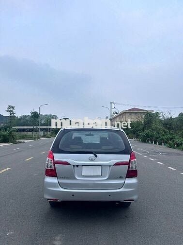 Toyota Innova 2015 2.0G - 80000 km