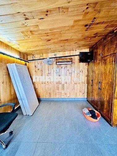 🏦 Penthouses cho thuê nup hẻm 1/ Phạm huy thông P17