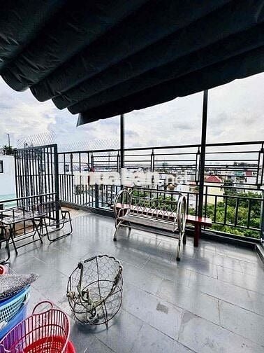 🏦 Penthouses cho thuê nup hẻm 1/ Phạm huy thông P17
