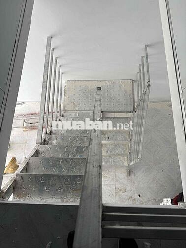 nhà thuê MTKD 36/4 chợ Bùi tư toàn an lạc bình Tân DT40m  giá 7tr