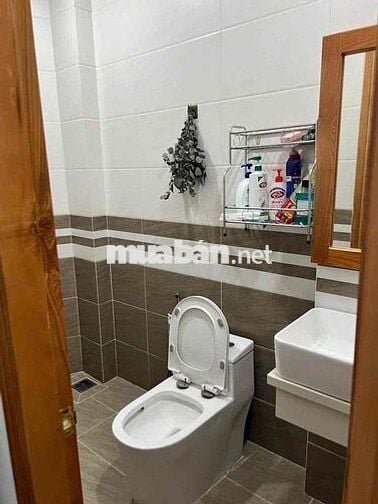 🏦 Nhà mới đẹp NC nup hẻm Phạm Văn chiêu P9