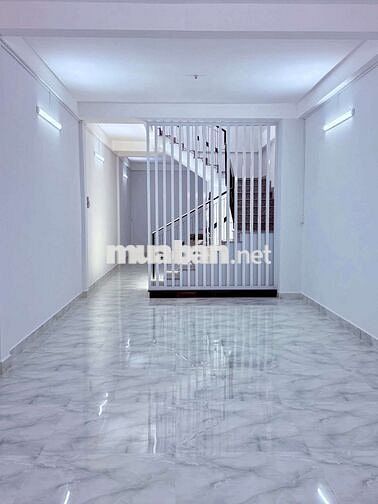 Nhà mới xây 100% rất đẹp Đường Bùi Hữu Nghĩa, dt. 4x21m 1t 2l st. 4pn