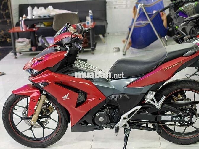 Winner V3 bs 62 đk 2022 xe đẹp còn ủy quyền bao ký