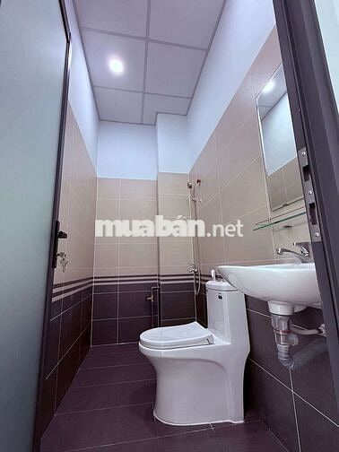 Nhà mới xây 100% rất đẹp Đường Bùi Hữu Nghĩa, dt. 4x21m 1t 2l st. 4pn