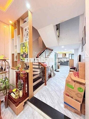 Nhà 3 Tầng Mặt Tiền Nguyễn Phước Nguyên , Thanh Khê