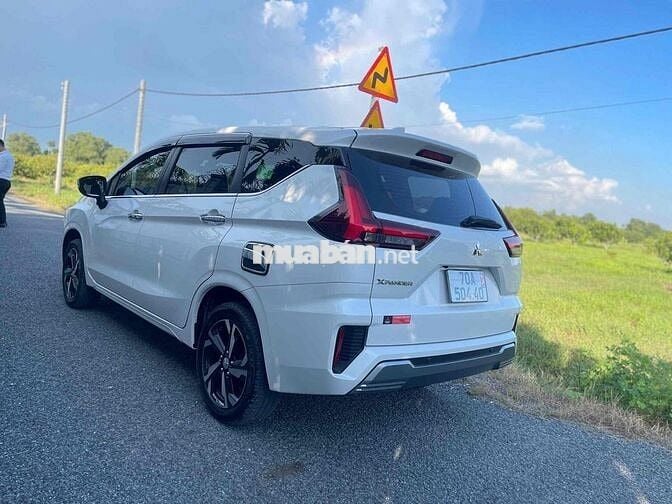 Mitsubishi Xpander 2024 Premium 1.5 AT - 19000 km