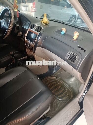 Ford Laser 2005 Lxi 1.6 MT - 200000 km