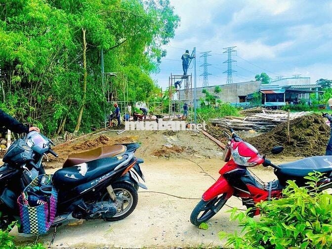 Đất Thổ Cư , Ngay cống bà bông , Gần chợ Mỹ Hạnh nam , Đức Hoà
