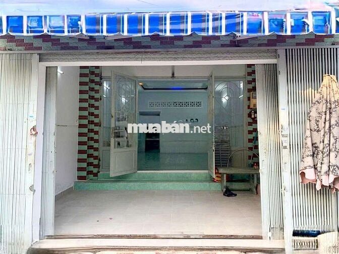 Nhà Kế Bên: Siêu Thị Aeon Tên Lửa. 5 x 15m ,1 Lầu