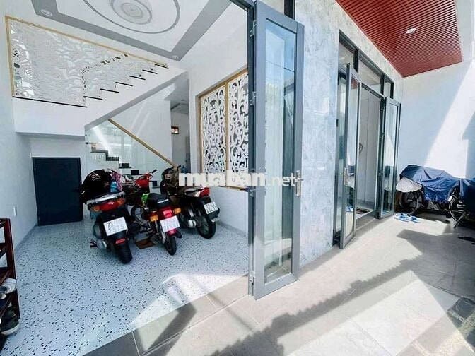 Chủ cần Bán gấp nhà đẹp căn góc mới p4