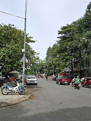 Bán đất đường 24B phường An Phú Quận 2 giá 36 tỷ