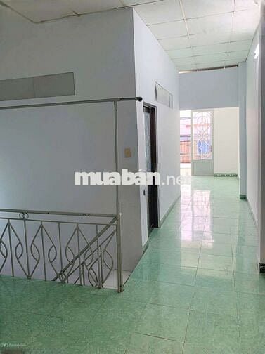 Nhà Kế Bên: Siêu Thị Aeon Tên Lửa. 5 x 15m ,1 Lầu