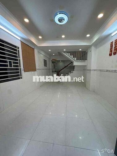 NHÀ MINH PHỤNG, QUẬN 11 , HẺM XE TẢI ĐẬU CỬA