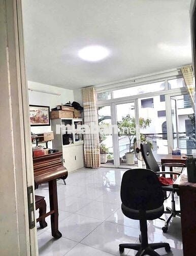 Nhà Đẹp(5x17m) Mã Lò 2Lầu+Sân Thượng 5PN 5VS Hẻm Xe Tải