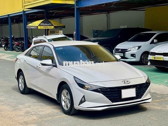 Hyundai Elantra 2022 1.6 AT