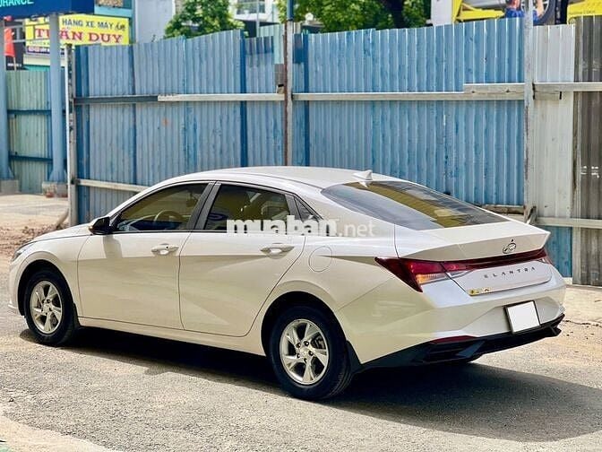 Hyundai Elantra 2022 1.6 AT