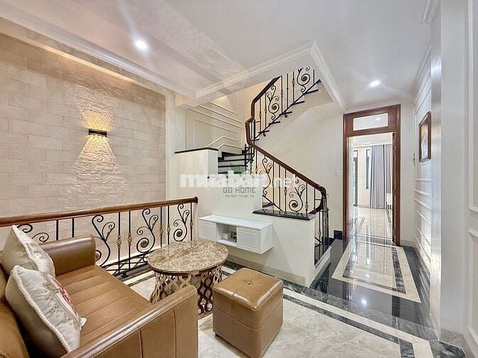 CHO THUÊ NHÀ ĐẸP 4 PHÒNG NGỦ CÓ NỘI THẤT KĐT HÀ QUANG 2