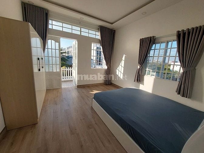 Bán nhà trung tâm Nhà Bè giá tốt 4x16 -oto- 4ty850