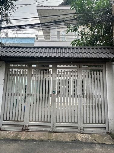 Nhà HXT ngay Hoàng Diệu 2, 1T1L 4pn 3wc. Ở gia đình + nhóm sv nữ