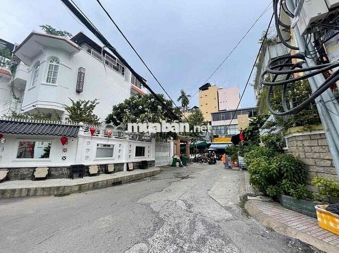 Cho Thuê Villa 168/8 Nguyễn Gia Trí Phường 25 Quận Bình Thạnh