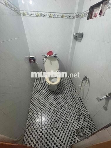 CHO THUÊ NHÀ 7X12M ĐÚC LỬNG 2/3 NHÀ 3PN 2WC