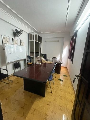 Cho thuê văn phòng 70m2 giá 10 triệu tại Trung Yên 6, Yên Hòa