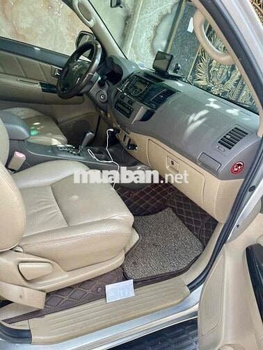 Toyota Fortuner 2013 2.7V 4x2 AT - 10000 km