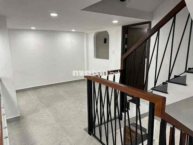 Đừng Bỏ Lỡ! Nhà P2 Tân Bình Gần Công Viên, 60m² – Giá Chỉ 6.45 Tỷ