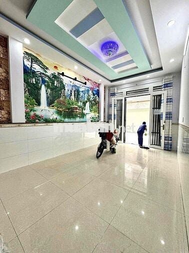 Nhà Đẹp Hẻm 1/37 Nguyễn Thế Truyện 4x20m 3 Tấm (5PN 6WC)