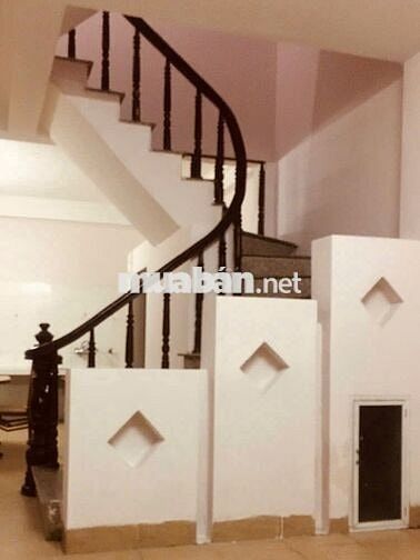Cho thuê nhà nguyên căn ngõ 750 Kim giang, P Thanh Liệt, Hà Nội.